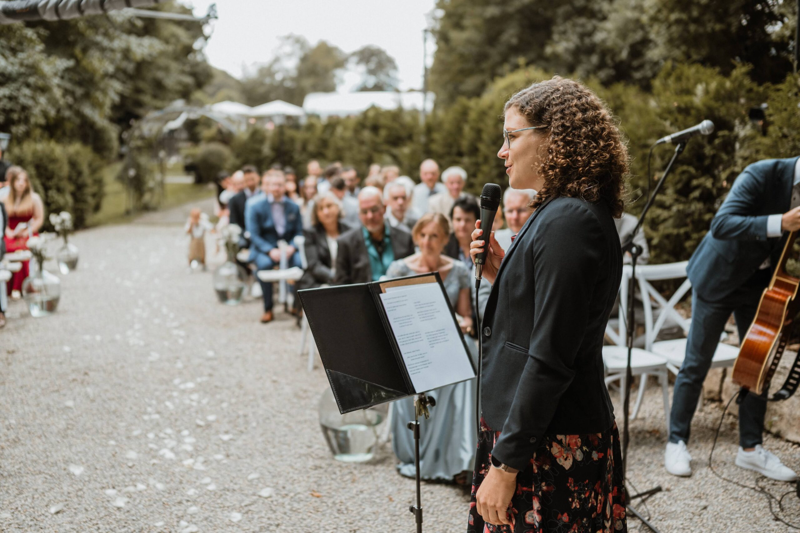 Herzmoment: Standesamt, Rede, Trauung Nicole Herzmoment: Standesamt, Rede, Trauung Nicole